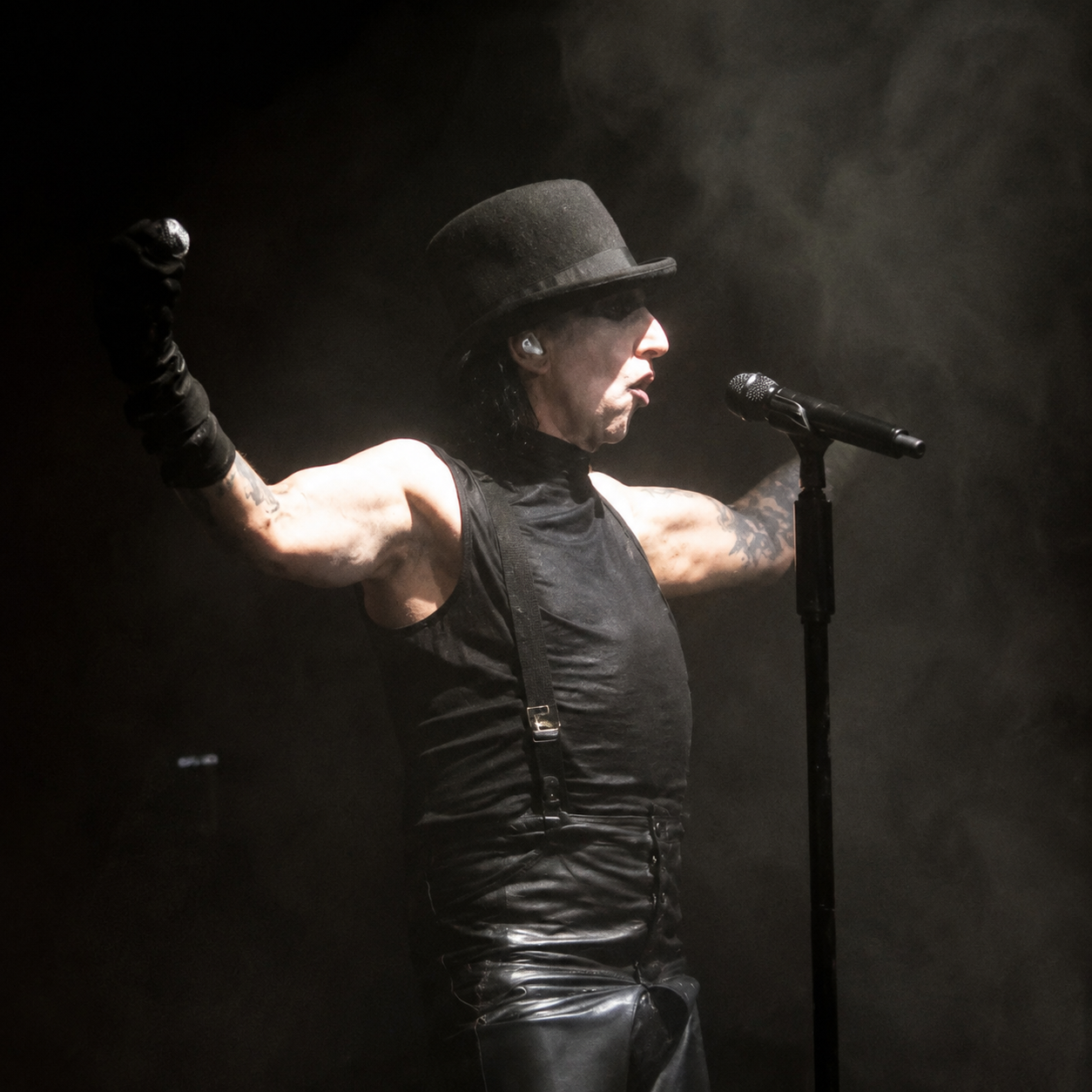 Marilyn Manson live at Darien Lake concert photo 42