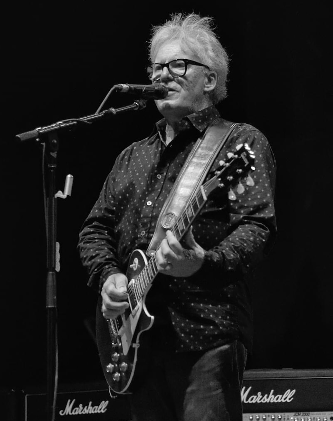 Brian Greenway of April Wine performing live