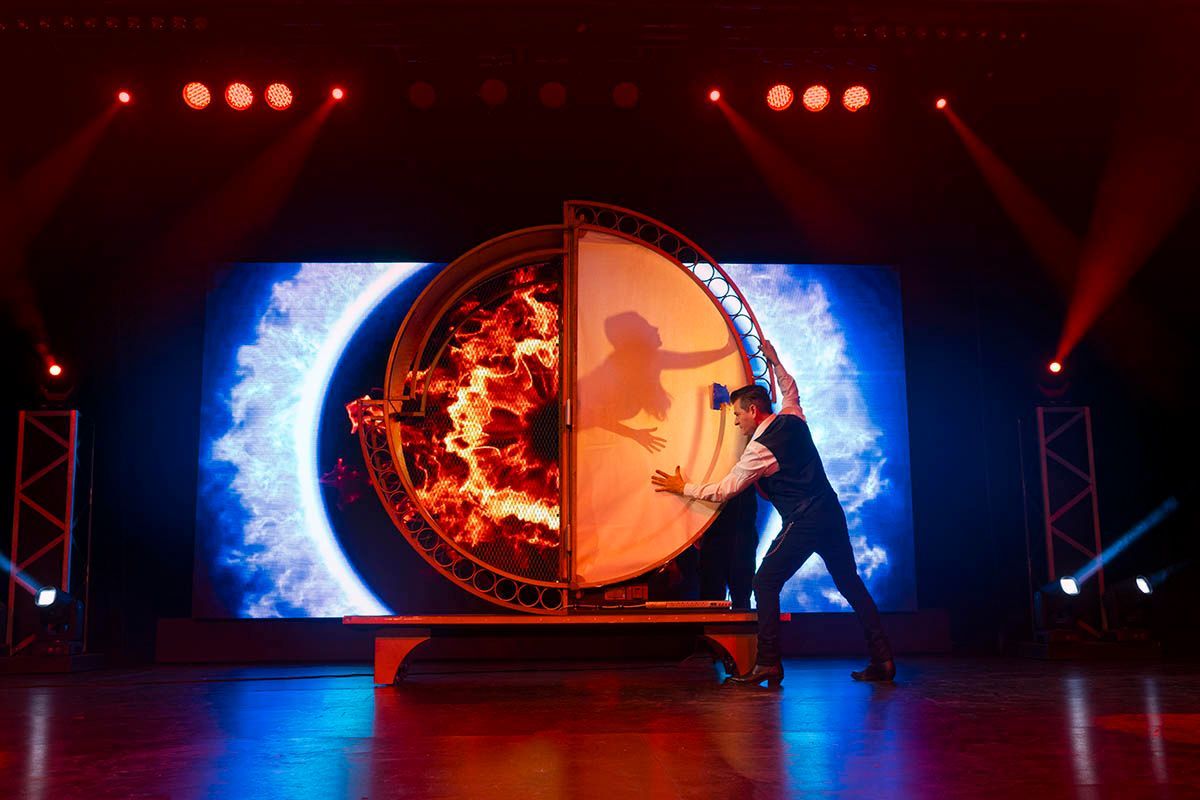 Greg Frewin’s Niagara Magic Live Is a Vegas-Scale Spectacle for the Whole Family